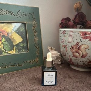 Luna sleeping night oil Sunday Riley